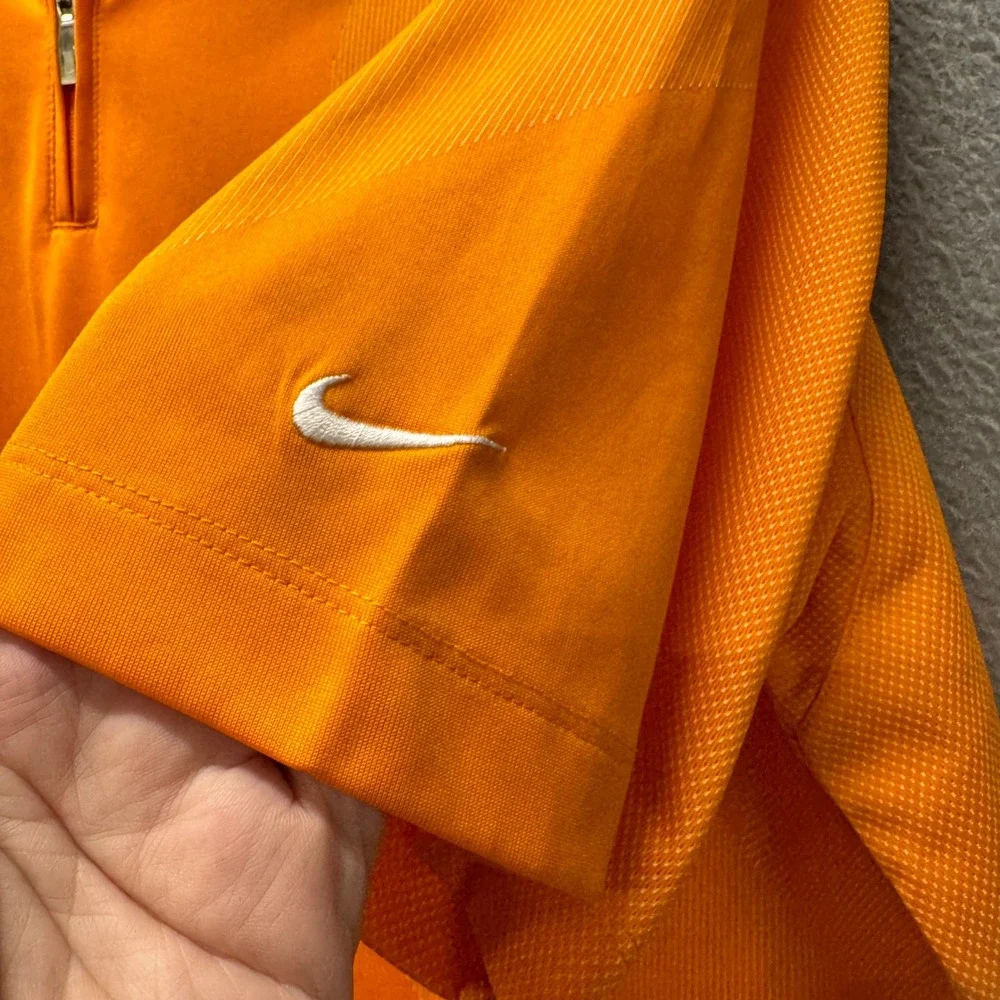 Nike golf bright